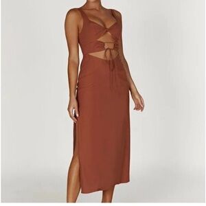 MESHKI Elegant Brown Cut-Out Dress
